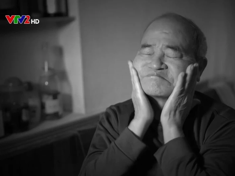 không ngủ đủ giấc do tiểu đêm